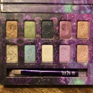 Urban Decay Ammo Eyeshadow Palette